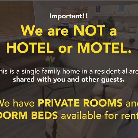 Hostel Whole Family - Wolfgram Elk Grove Zewnętrze zdjęcie